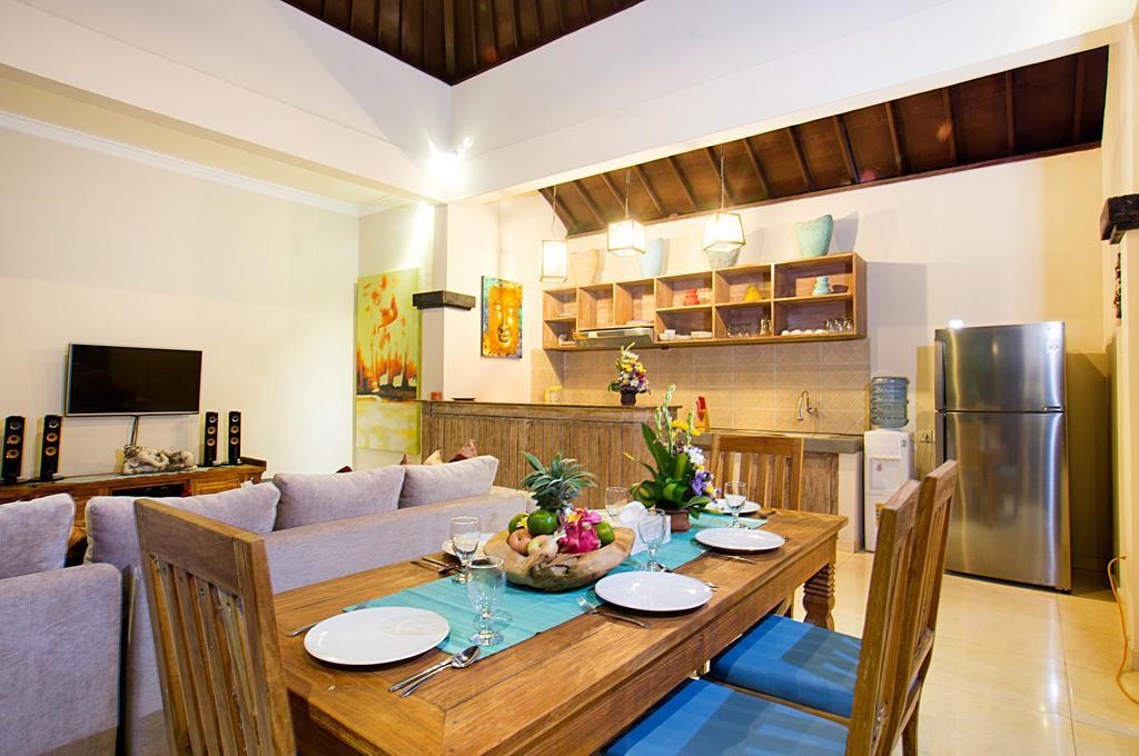 Villa Arushi Seminyak  Ngoại thất bức ảnh