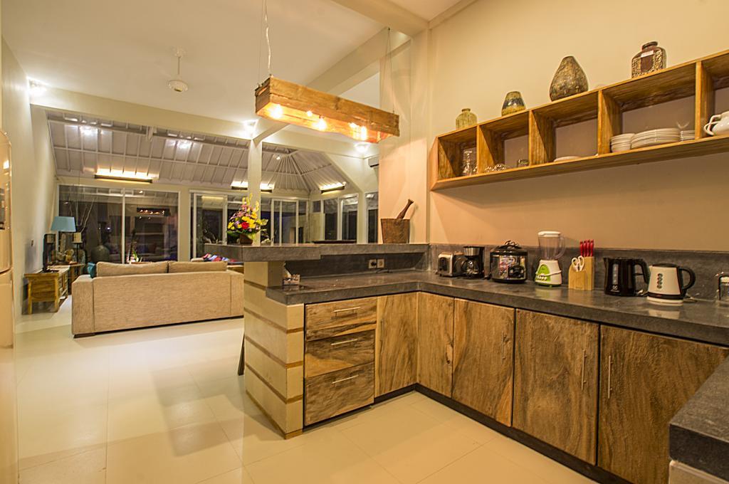 Villa Arushi Seminyak  Ngoại thất bức ảnh