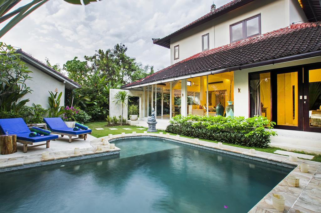Villa Arushi Seminyak  Ngoại thất bức ảnh