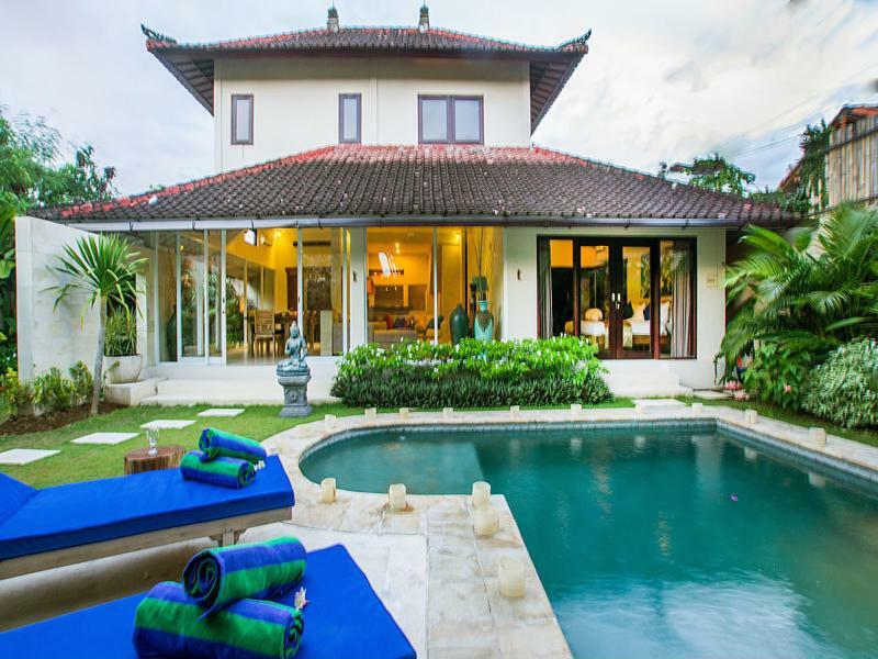 Villa Arushi Seminyak  Ngoại thất bức ảnh