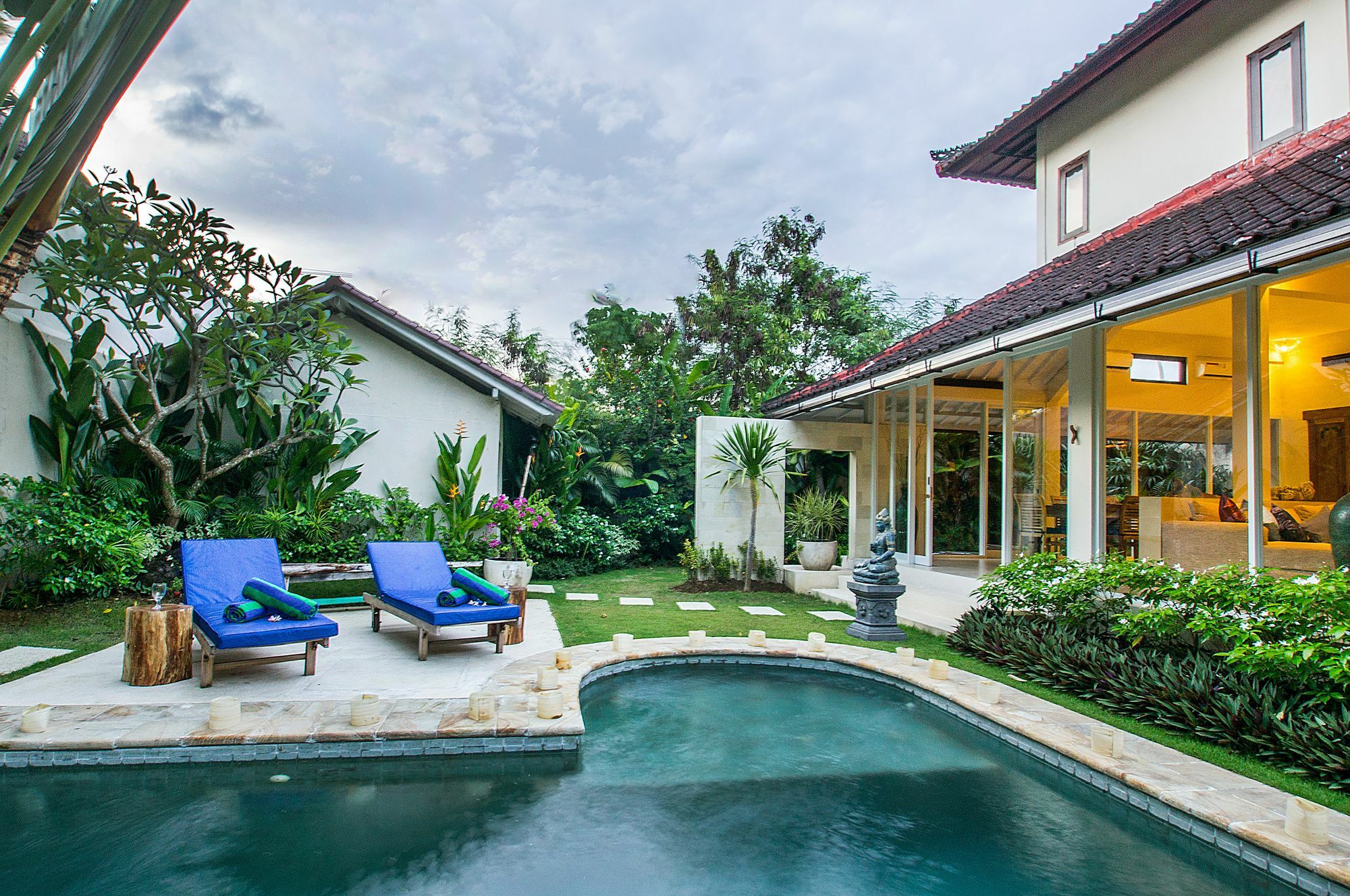 Villa Arushi Seminyak  Ngoại thất bức ảnh